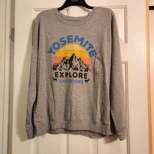 Yosemite Explore Outdoors Sweater/loungewear